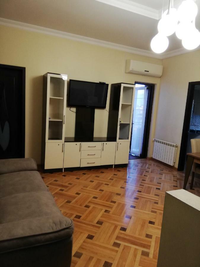 Gagu'S Apartment Батумі Екстер'єр фото