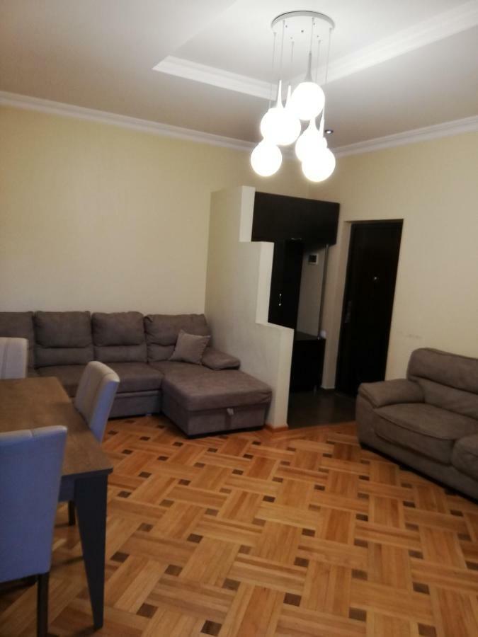 Gagu'S Apartment Батумі Екстер'єр фото